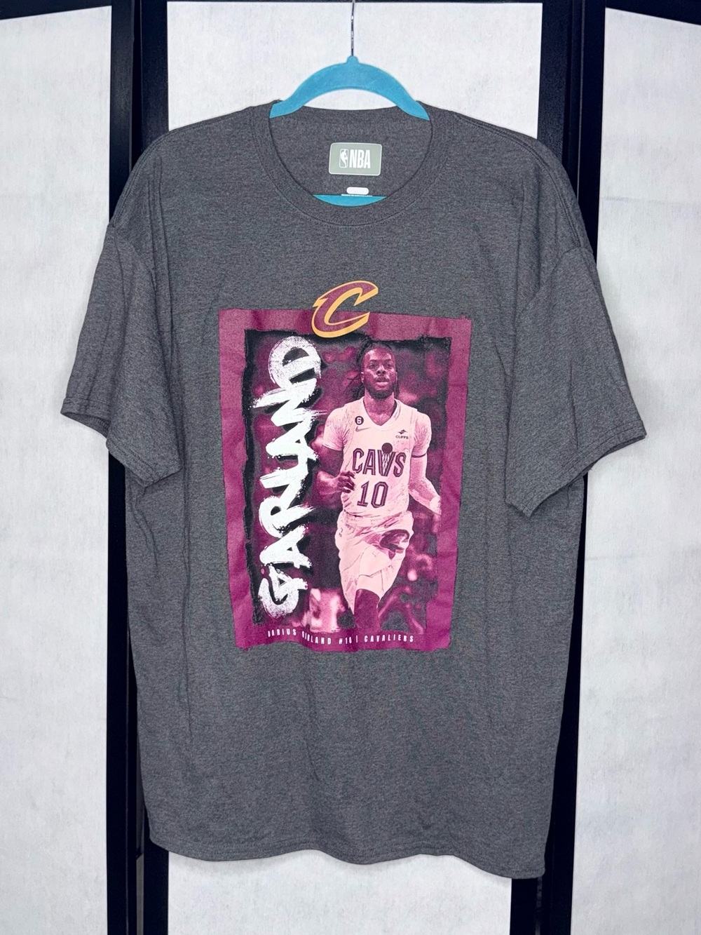 NBA Cleveland Cavaliers Darius Garland #10 Graphic T-Shirt Men’s XL NWOT